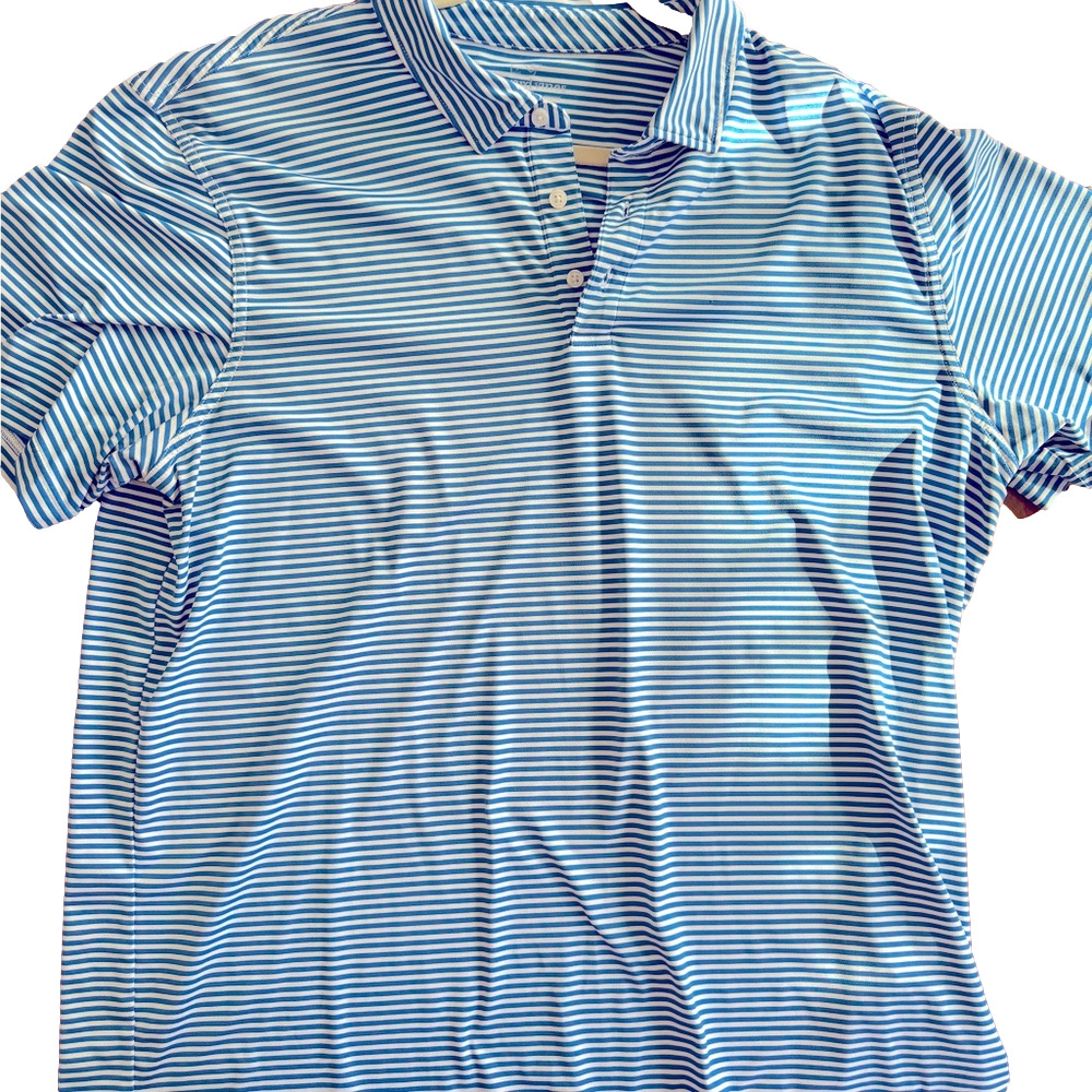 Vineyard Vines Performance Polo‎. Size XL. In Good condition.